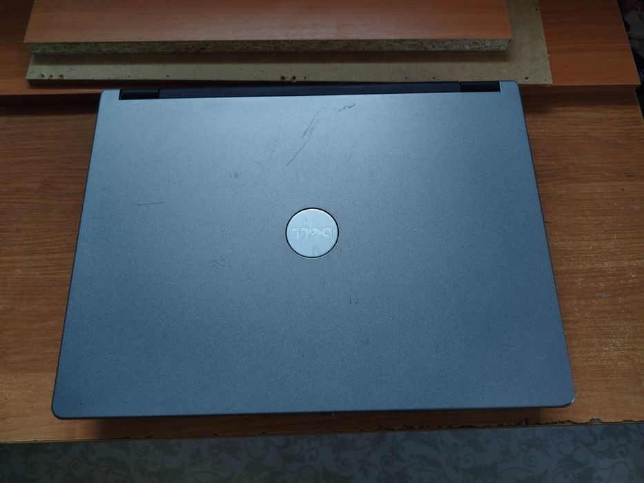 Продам ноутбук Dell Inspiron 1300