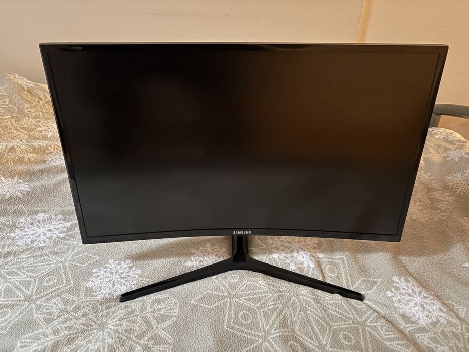 Monitor Samsung CF398 27” Curved FHD