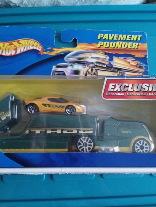 Hot Wheels Team Transport Pavement Pounders Lotus M250 Concept