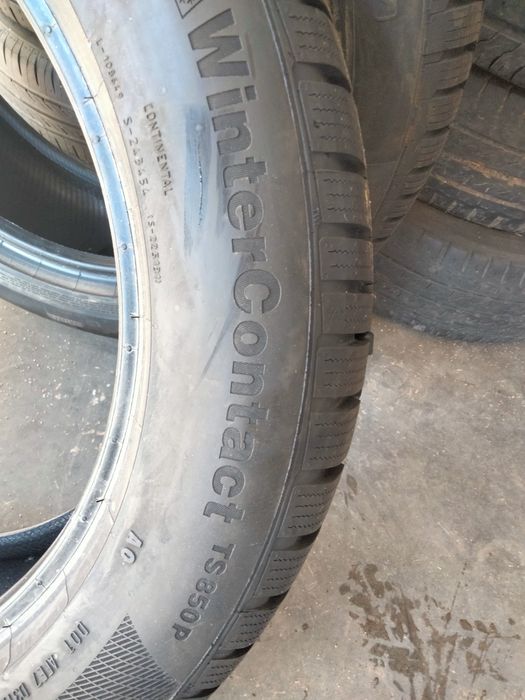 235 50R19 continental