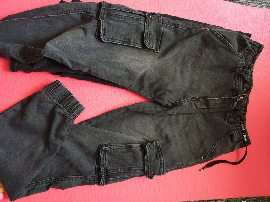 Продам 2 пари штанів