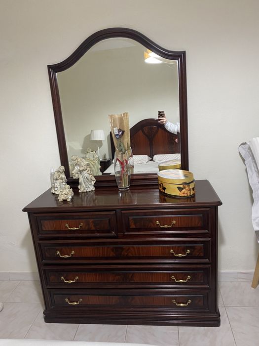 Mobilia de quarto mogno