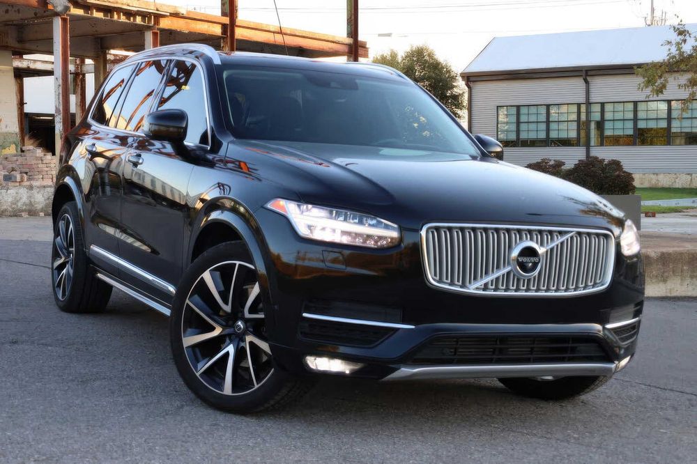 Volvo XC90      2019