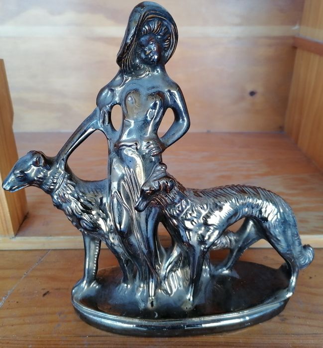 Peças decorativas em louça