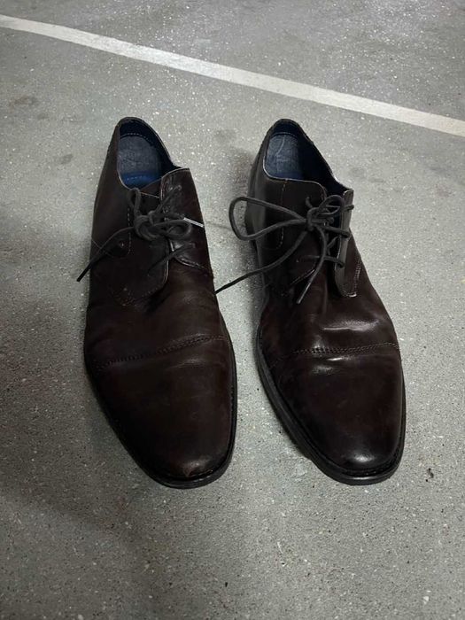 Sapatos de couro envernizado castanho BUGATTI tamanho 45