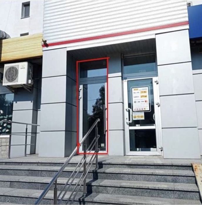 Здаеться  комерційне нерухомість в центрі Бучі .