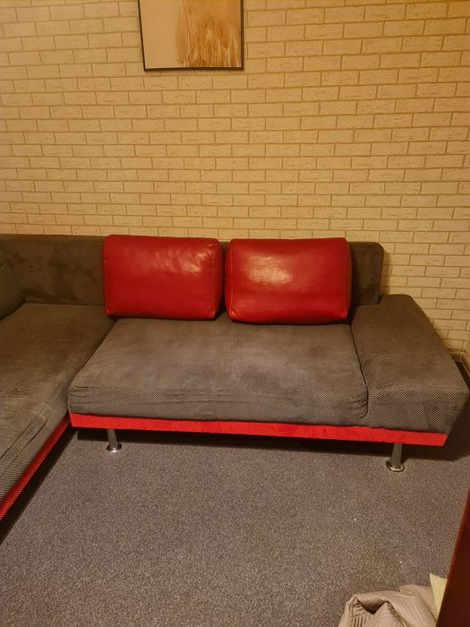 Duży narożnik z funkcją spania