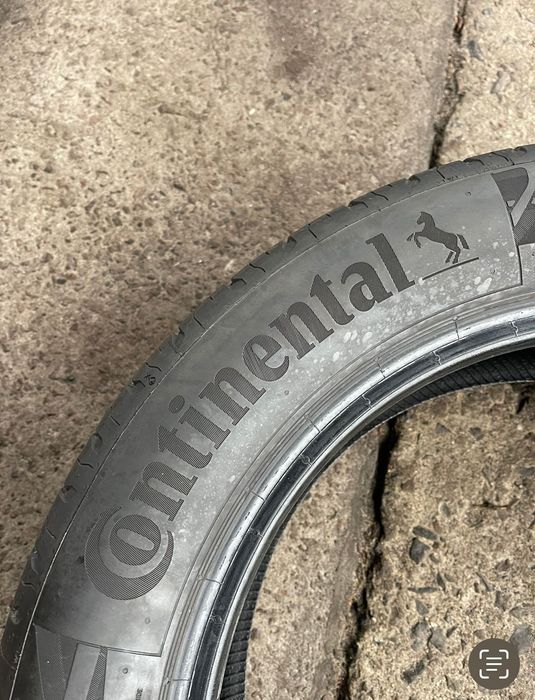 Шини.  215/55/17