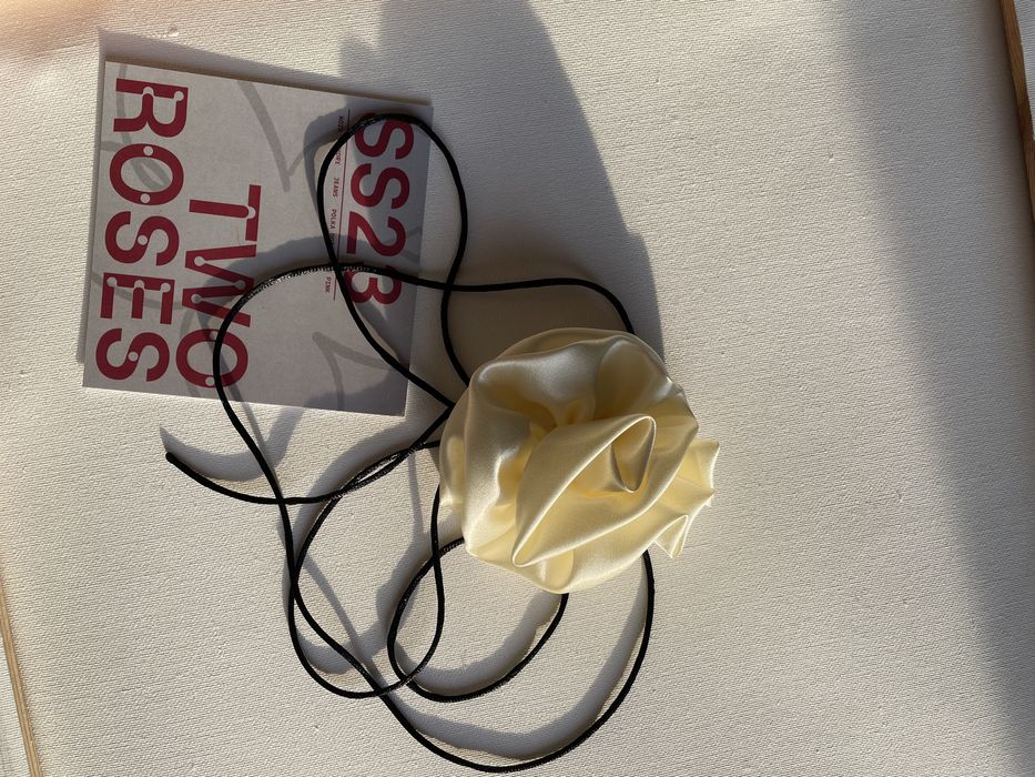 Прикраса на шію