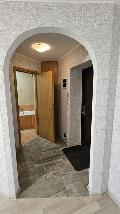 Однокімнатна студія в центрі Кам'янець-Подільського. Власник!