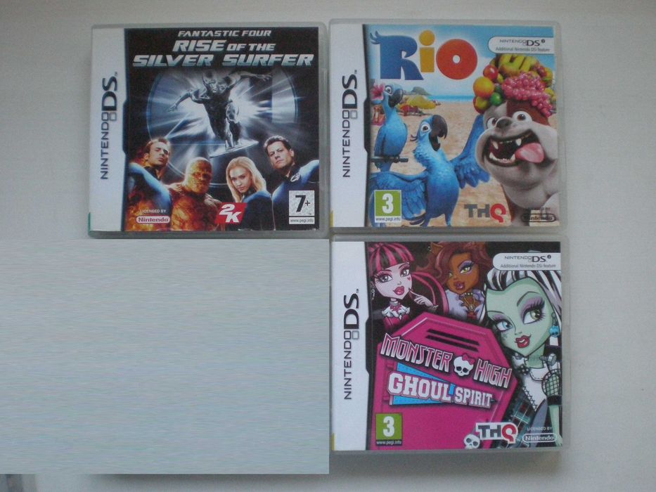 DS - 8 caixas e manuais de jogos - Monster High Rio Barbie outros