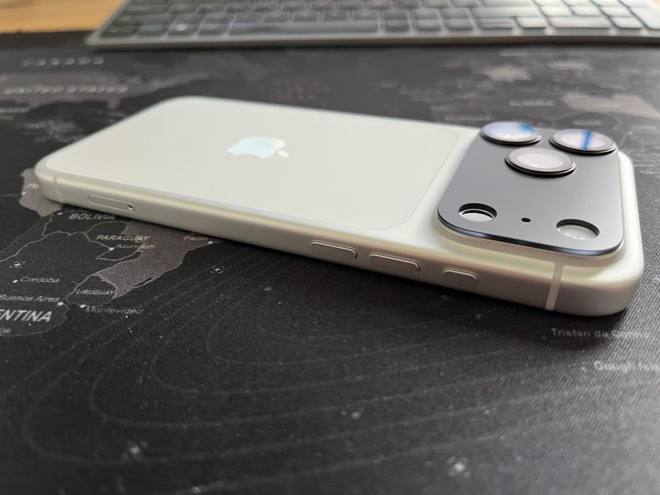 iPhone 17 pro max 256gb silver