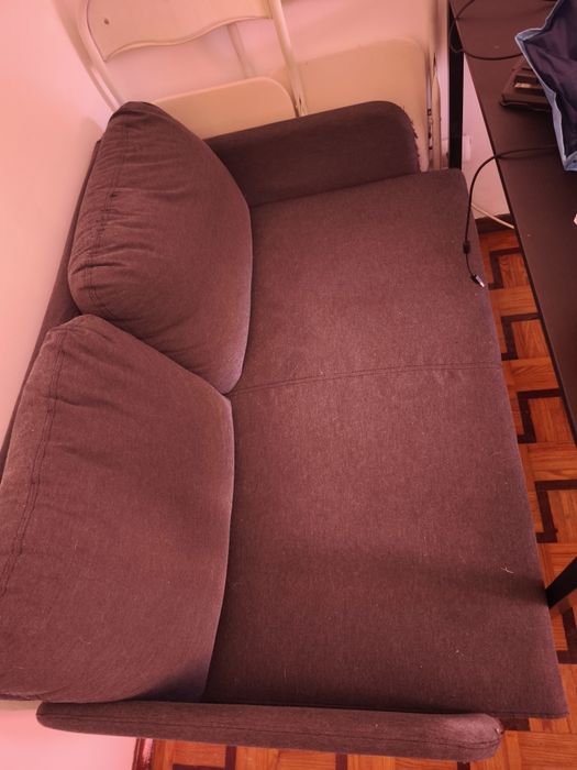 Sofá de dois lugares ikea