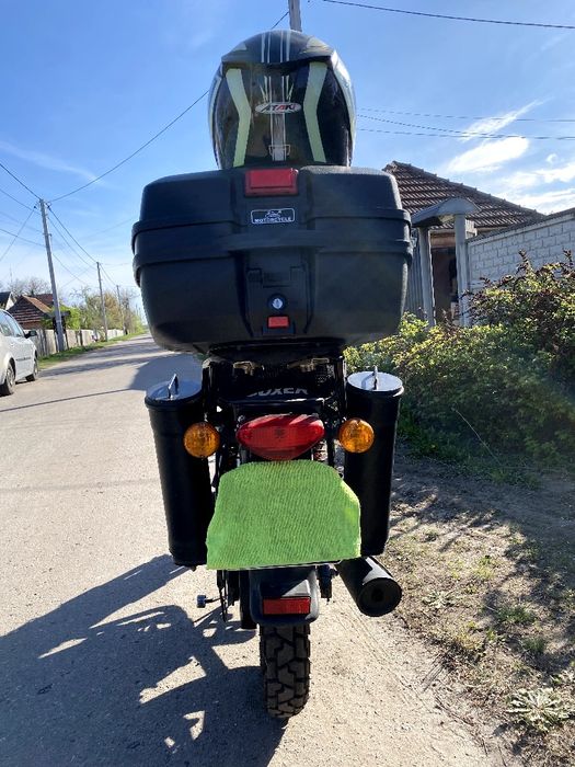 Bajaj boxer x150