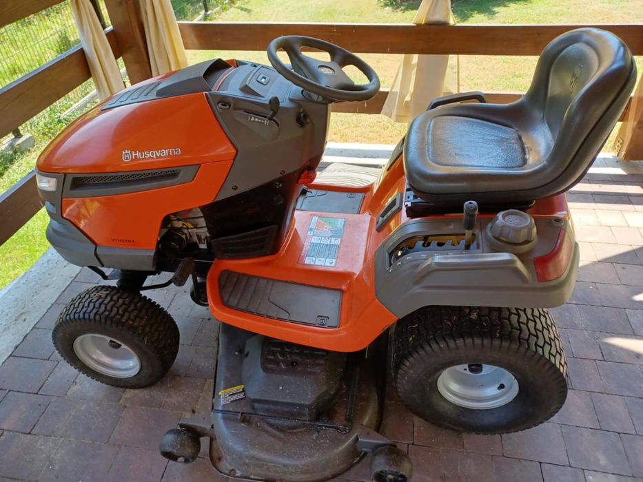 Traktorek Kosiarka Husqvarna YTH2425 24KM, 2 cylindry, pompa oleju