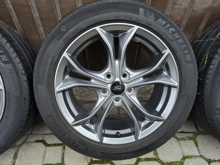 Felgi z oponami 215/50R17 Ford Focus ST line 5 V 5x108 4 IV Mondeo C-Max S-max Tourneo Connect I