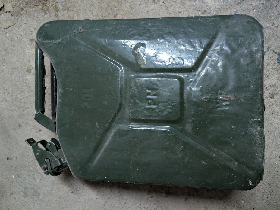 Kanister metalowy 20L