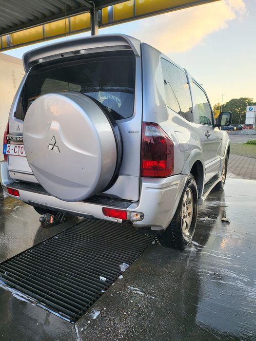 Mitsubishi pajero
