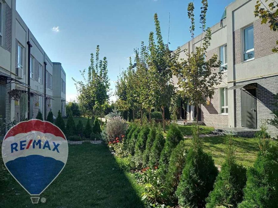 Таунхаус 176.5м2/2сотки в ЖК «Кантрі Таунхаус»,  с. Гора Документам 3р