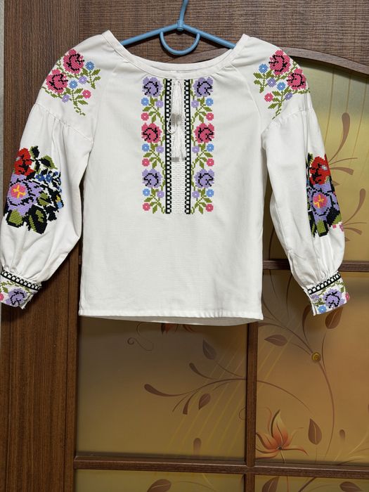 Вишиванка доя дівчинки 122 зріст