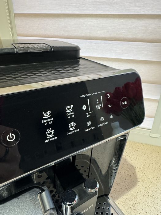 Кавомашина Philips Series 2300
