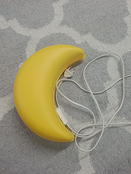 Lampka nocna księżyc Ikea