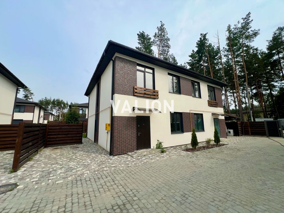 Продаж дуплексу в котеджному містечку біля парку