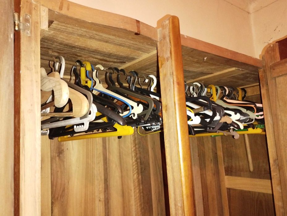 Roupeiro antigo Art Déco