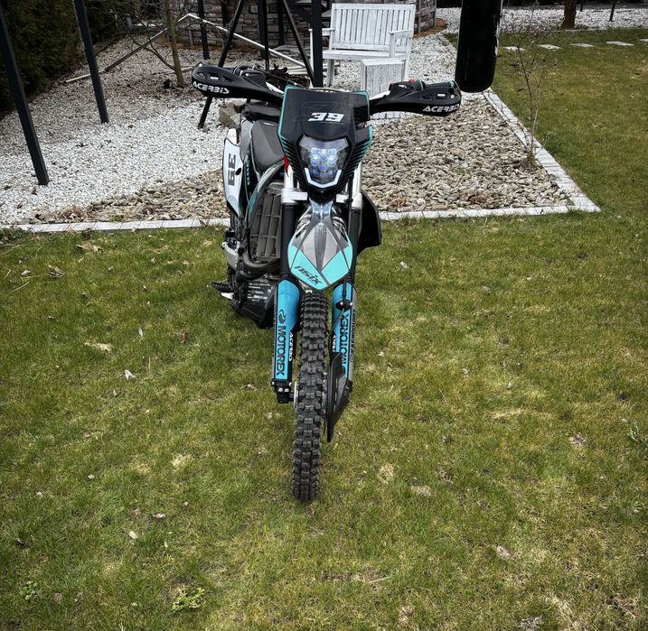 AISIX XB39 300ER(xmotos)