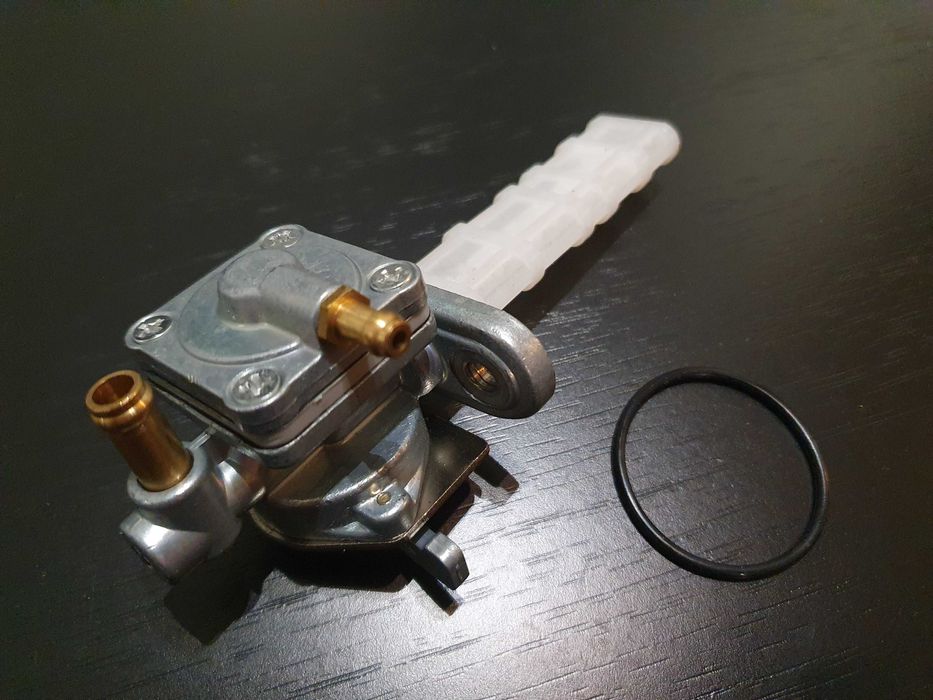 Torneira de gasolina Kawasaki com Vácuo