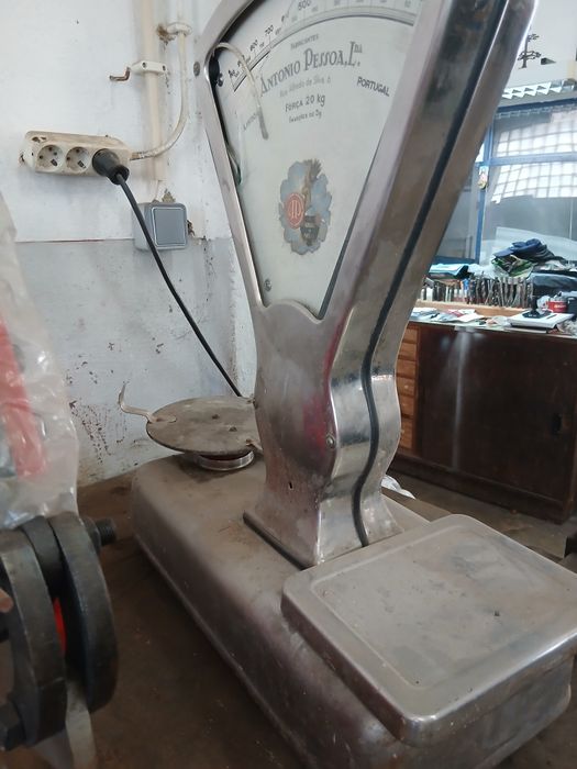 Tenho para venda balança