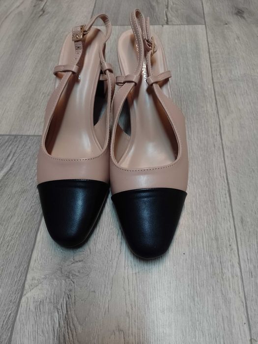 (40) Beżowo - Czarne czółenka wieczorowe z odkrytą piętą, NOWE