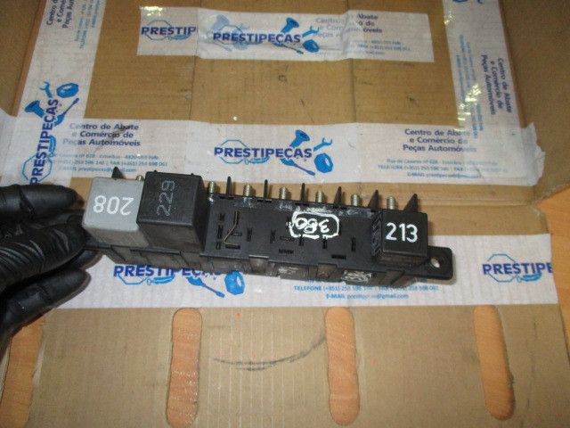 Caixa fusíveis / SAM / BSI AUDI A4 (8D2, B5)