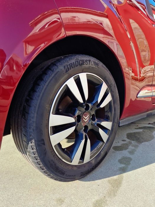 Citroën DS3 1.6 e-HDi 92cv — Gasóleo — 2011 — 179.000 km