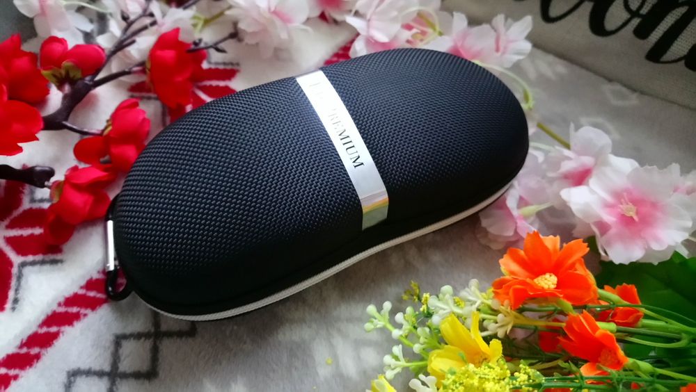 Futerał, etui na okulary twarde