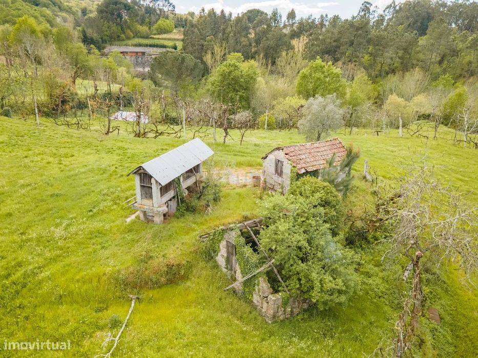 Terreno Rústico com cerca de 6.000 m² na Folhada, Marco de Canaveses