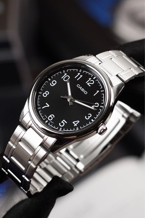 Чоловічий годинник Casio