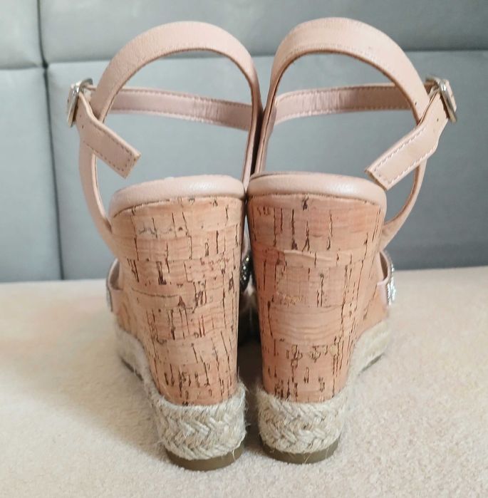 sandały 37 r stan idealny New Look