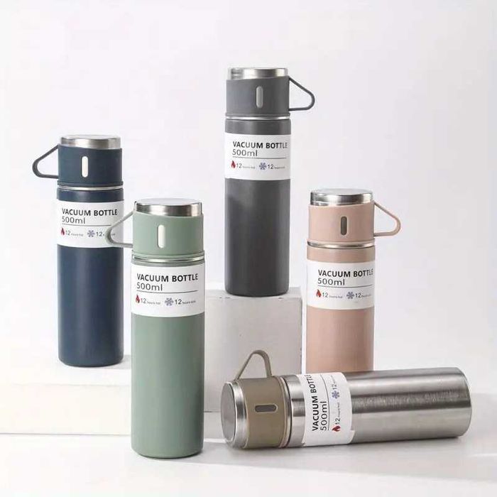 Garrafa térmica com chávena ou Conjunto de oferta. Novas.