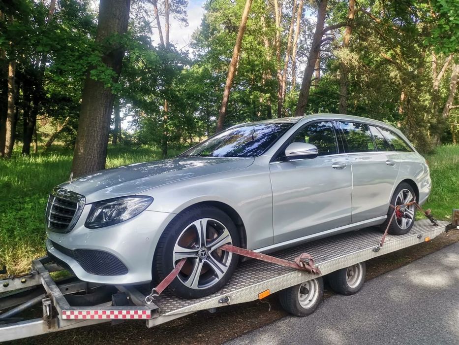 Mercedes-Benz Klasa E Mercedes W213 01.20r uszkodzony silnik