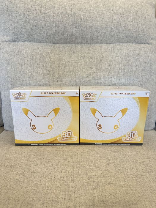 Pokémon 30th celebration Elite trainer box  x2