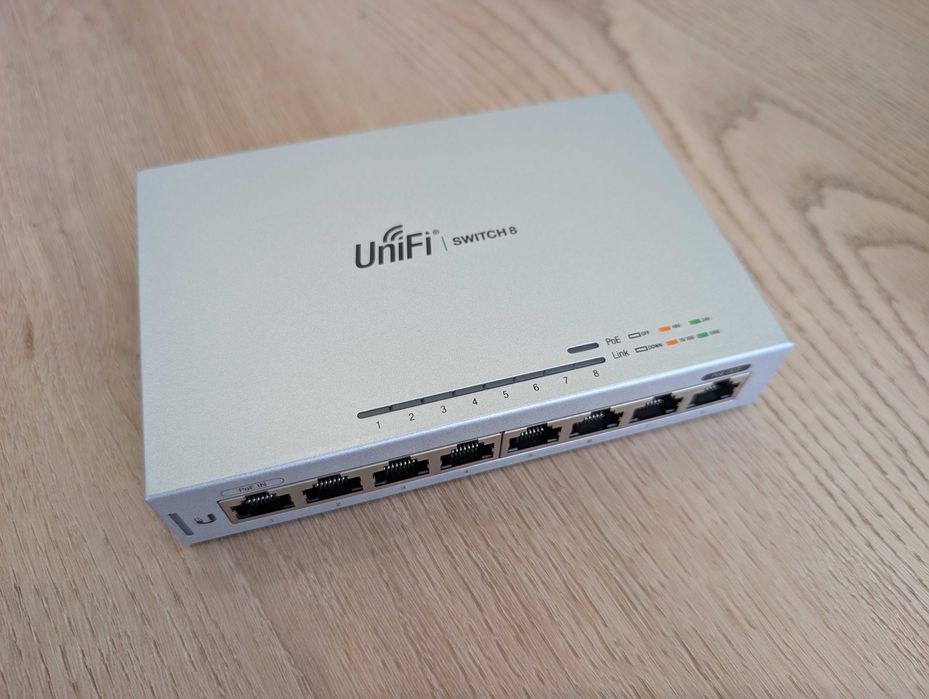 Switch Ubiquity Unifi Switch 8