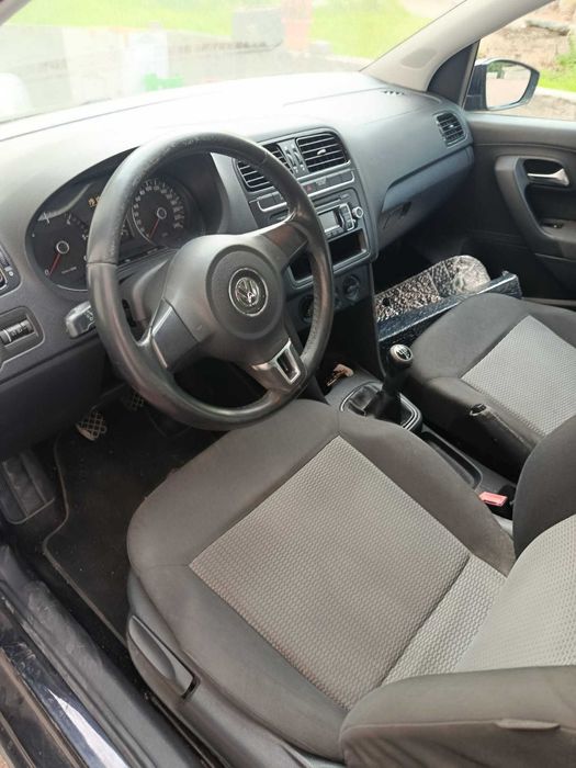Vendo Volkswagen Polo 2011 tdi