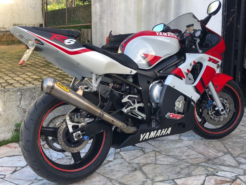 Yamaha r 6 avariada