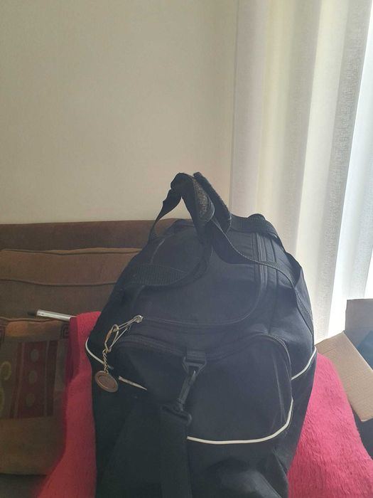 Mala para portátil Homem em Napa preto Nova + Saco de desporto Nike