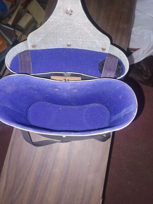 Кофр для бінокля Б10*50.