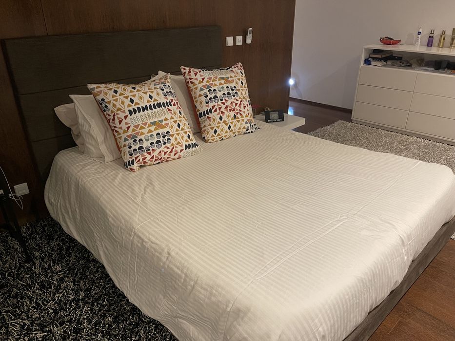 Cama de CASAL cor cinza
