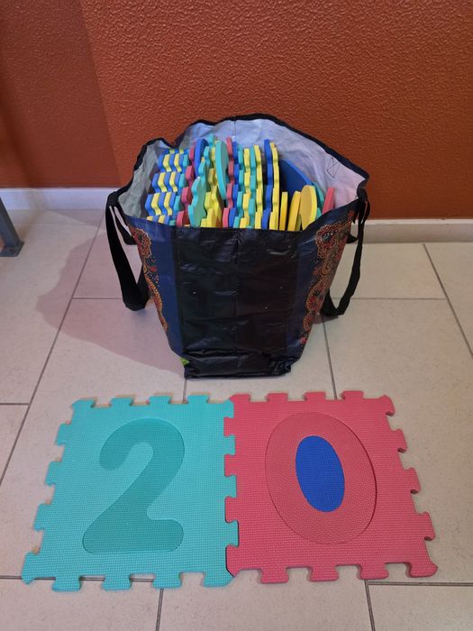 Tapete puzzle borracha jogo macaca