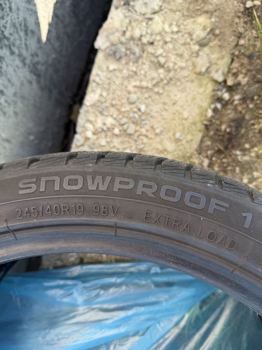 245/40/19 , 275/35/19 NOKIAN 23r Zima
