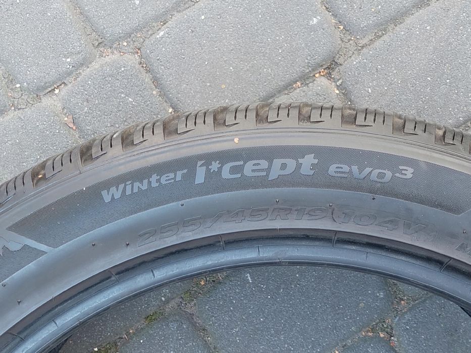 Opony Hankook Winter i*cept evo3 - 255/45/19